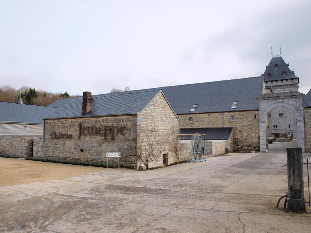 Chateau Jemeppe 마르쉐앵파멩느 외부 사진
