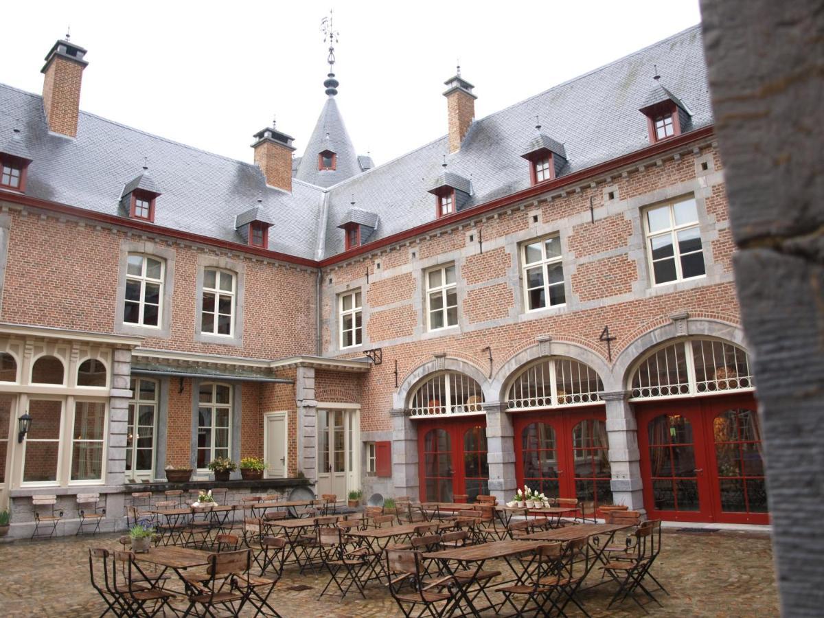 Chateau Jemeppe 마르쉐앵파멩느 외부 사진